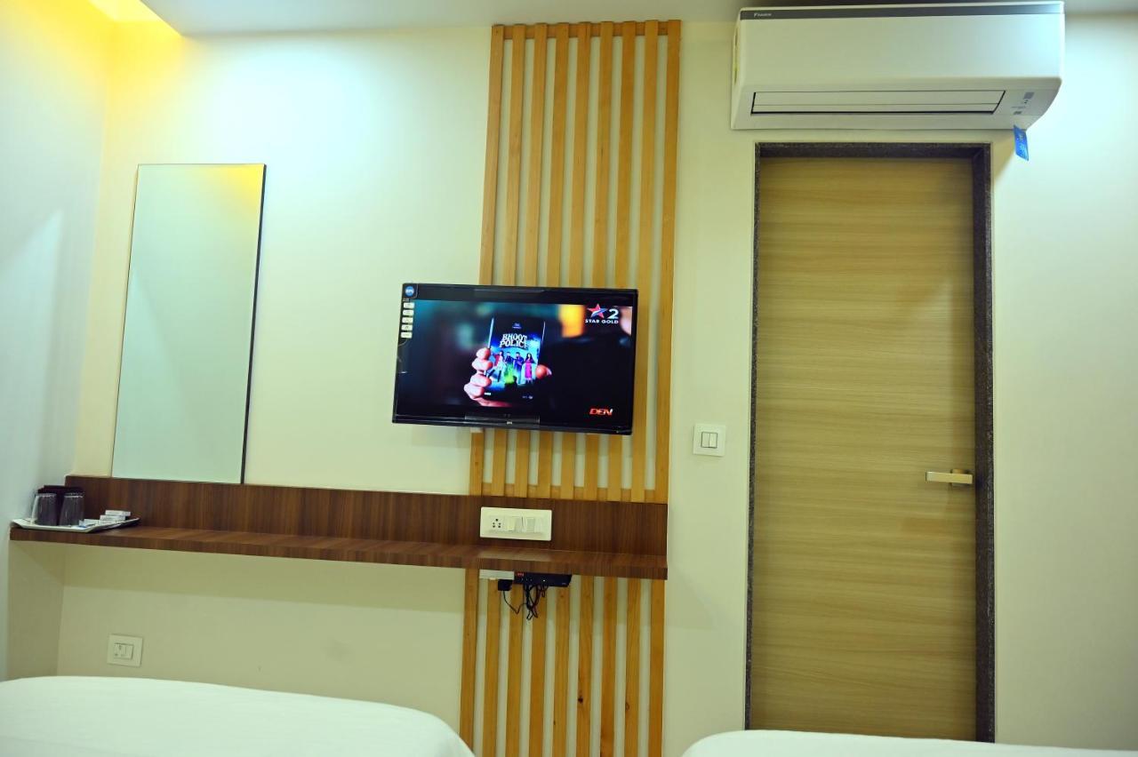 Hotel Aaram Umargam Экстерьер фото